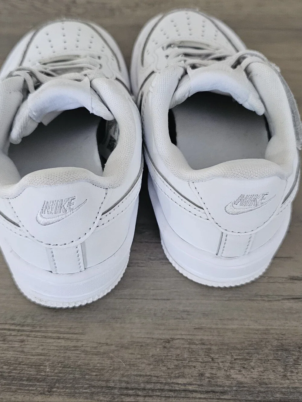 Nike Kids Force 1 Low EasyOn White Sneakers Toddler  Boy Girl 10 C